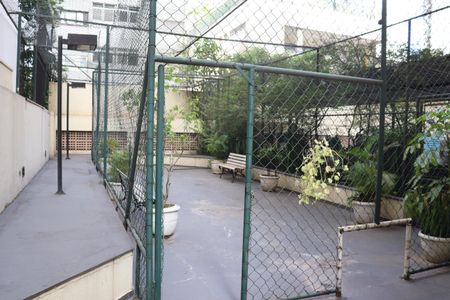 Apartamento à venda com 28m², 1 quarto e 1 vagaQuadra