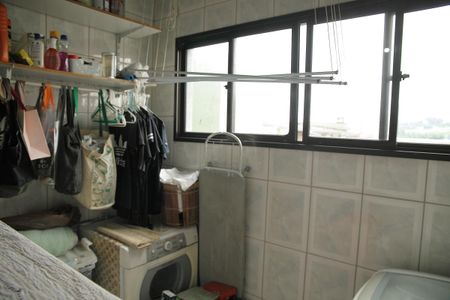 Apartamento à venda com 83m², 2 quartos e 1 vagaÁrea de Serviço