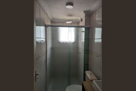 Banheiro de apartamento para alugar com 2 quartos, 65m² em Veloso, Osasco