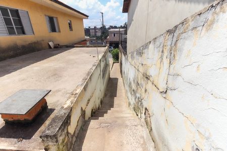 Casa à venda com 300m², 5 quartos e 6 vagas Casa à venda com 300m², 5 quartos e 6 vagasEntrada Casa 2