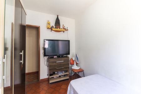 Casa à venda com 300m², 5 quartos e 6 vagasQuarto 2