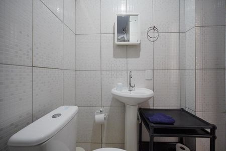 Banheiro de apartamento para alugar com 1 quarto, 40m² em Barreiros, São José