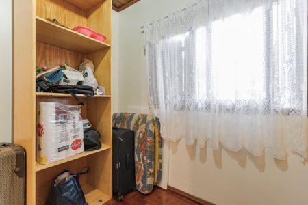 Casa para alugar com 270m², 4 quartos e 2 vagas Casa para alugar com 270m², 4 quartos e 2 vagasQuarto