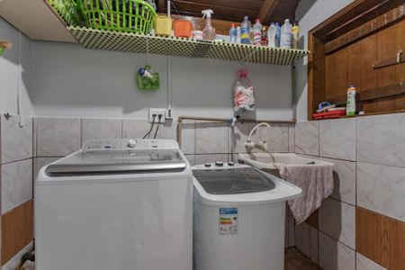 Casa para alugar com 270m², 4 quartos e 2 vagas Casa para alugar com 270m², 4 quartos e 2 vagasÁrea de Serviço