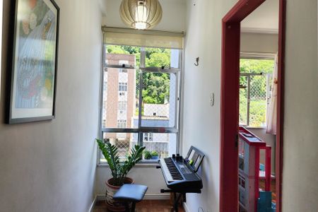 Apartamento à venda com 57m², 2 quartos e 1 vagaSala 