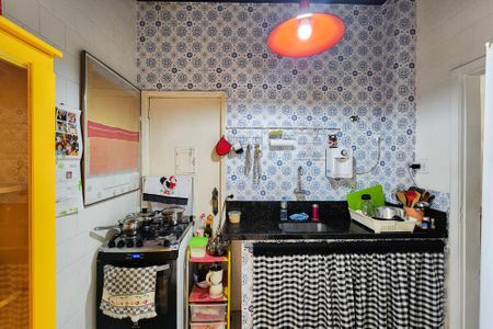 Apartamento à venda com 57m², 2 quartos e 1 vagaCozinha 