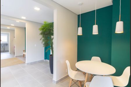 Apartamento para alugar com 34m², 2 quartos e sem vagaÁrea comum - Salão de festas