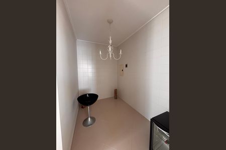 Casa de condomínio para alugar com 430m², 5 quartos e 6 vagas Casa de condomínio para alugar com 430m², 5 quartos e 6 vagasCozinha
