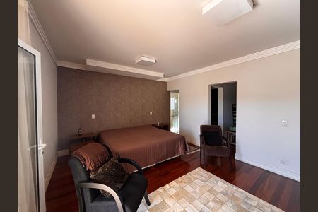 Casa de condomínio para alugar com 430m², 5 quartos e 6 vagas Casa de condomínio para alugar com 430m², 5 quartos e 6 vagasSuíte 1