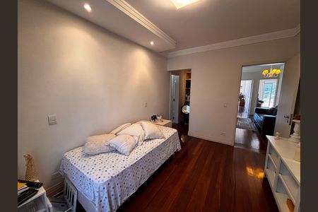 Casa de condomínio para alugar com 430m², 5 quartos e 6 vagas Casa de condomínio para alugar com 430m², 5 quartos e 6 vagasSuíte 4