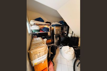 Casa de condomínio para alugar com 430m², 5 quartos e 6 vagas Casa de condomínio para alugar com 430m², 5 quartos e 6 vagasDepósito