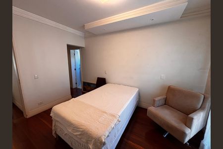 Casa de condomínio para alugar com 430m², 5 quartos e 6 vagas Casa de condomínio para alugar com 430m², 5 quartos e 6 vagasSuíte 3