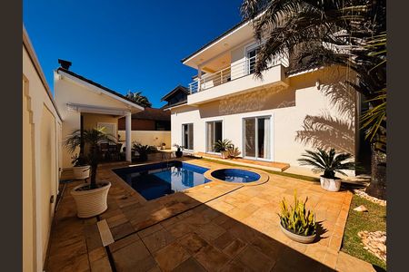 Casa de Condomínio para alugar com 5 quartos, 430m² em Residencial Morada dos Lagos, Barueri