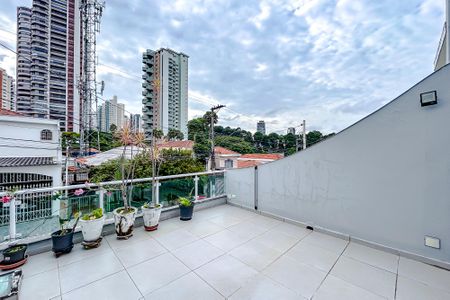 Casa à venda com 172m², 2 quartos e 3 vagasVaranda