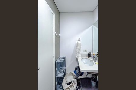 Casa à venda com 172m², 2 quartos e 3 vagasBanheiro de serviço