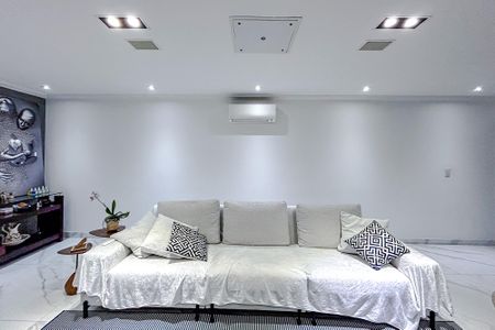 Sala de casa à venda com 2 quartos, 172m² em Jardim Analia Franco, São Paulo