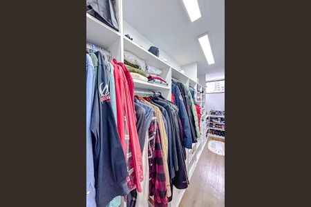 Casa à venda com 172m², 2 quartos e 3 vagasCloset da suíte 2