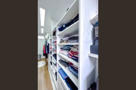 Casa à venda com 172m², 2 quartos e 3 vagasCloset da suíte 2