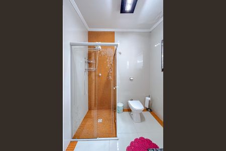 Casa à venda com 172m², 2 quartos e 3 vagasBanheiro da Suíte