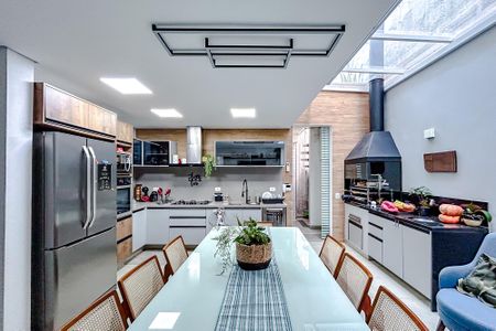 Casa à venda com 172m², 2 quartos e 3 vagasCozinha