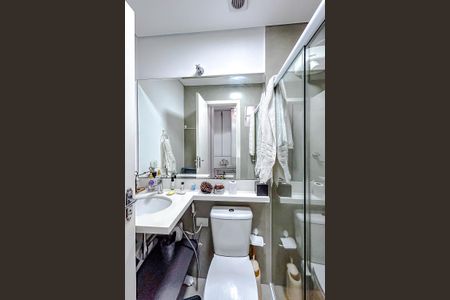 Casa à venda com 172m², 2 quartos e 3 vagasBanheiro de serviço