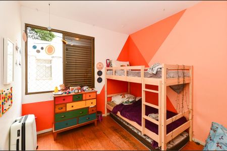 Apartamento à venda com 150m², 3 quartos e 1 vagaQuarto 2