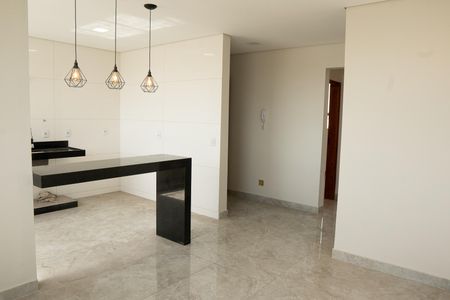 Apartamento à venda com 3 quartos, 81m² em Inconfidentes, Contagem