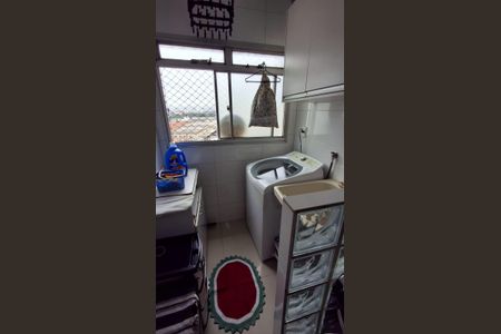 Apartamento à venda com 48m², 2 quartos e 1 vaga Apartamento à venda com 48m², 2 quartos e 1 vagaÁrea de serviço