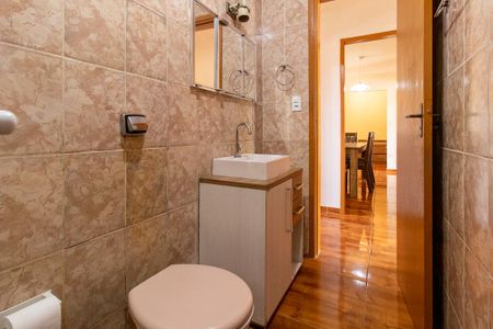 Casa para alugar com 120m², 4 quartos e 3 vagasBanheiro Social