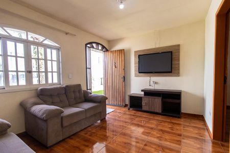 Sala de casa para alugar com 4 quartos, 120m² em Portão, Curitiba