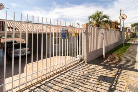 Casa para alugar com 120m², 4 quartos e 3 vagasFachada