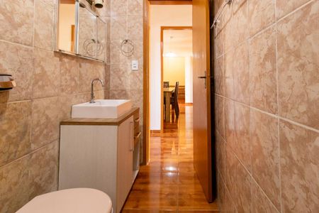 Casa para alugar com 120m², 4 quartos e 3 vagasBanheiro Social