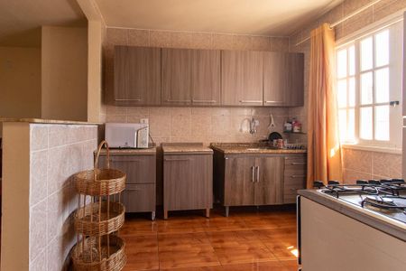 Casa para alugar com 120m², 4 quartos e 3 vagasCozinha - Armários