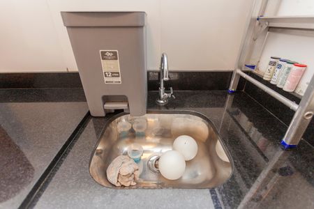 Apartamento para alugar com 36m², 2 quartos e 1 vagaÁrea de Serviço