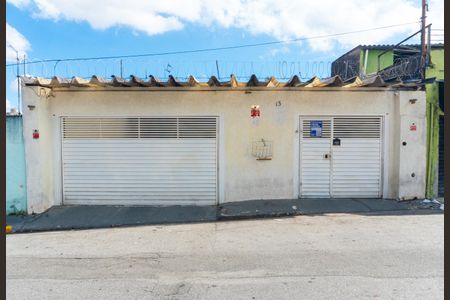 Casa para alugar com 240m², 3 quartos e 3 vagas