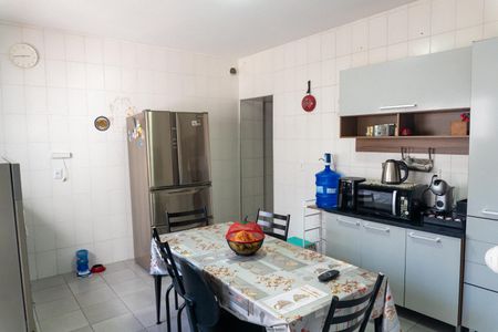 Casa para alugar com 240m², 3 quartos e 3 vagas