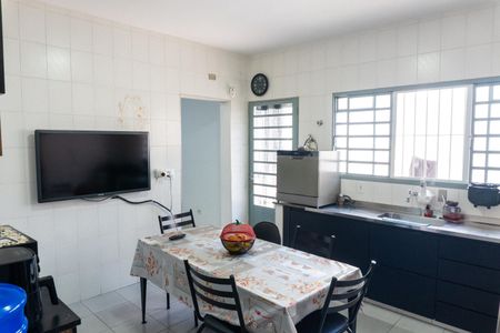 Casa para alugar com 240m², 3 quartos e 3 vagas