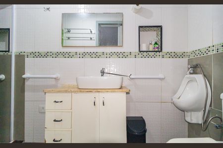 Casa de condomínio para alugar com 40m², 1 quarto e sem vagaBanheiro