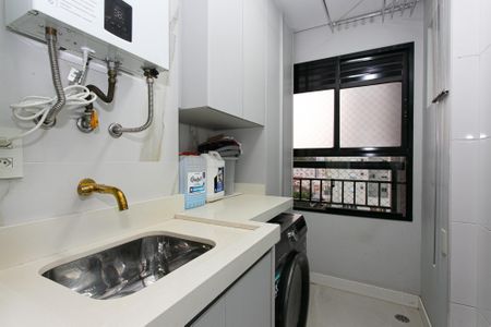 Apartamento à venda com 85m², 3 quartos e 1 vagaÁrea de Serviço