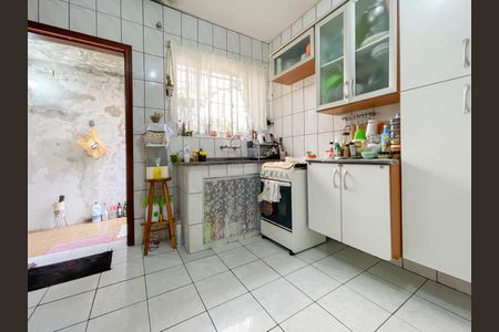 Cozinha de casa à venda com 2 quartos, 250m² em Vila Yolanda, Osasco