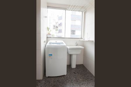 Apartamento à venda com 217m², 4 quartos e 4 vagasÁrea de Serviço