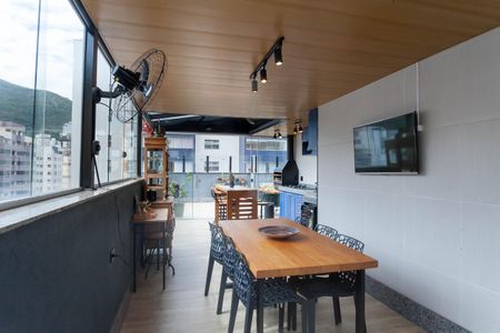 Apartamento à venda com 217m², 4 quartos e 4 vagasarea externa - cobertura 