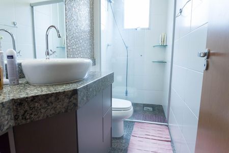 Apartamento à venda com 217m², 4 quartos e 4 vagasbanheiro suite 1