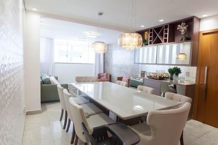 sala de apartamento à venda com 4 quartos, 217m² em Buritis, Belo Horizonte