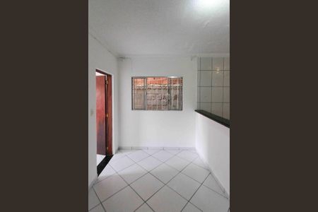 Casa para alugar com 35m², 1 quarto e sem vagaSala