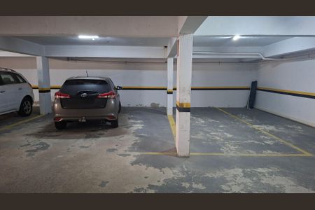 Apartamento para alugar com 200m², 4 quartos e 2 vagasgaragem