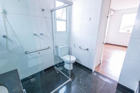 Apartamento para alugar com 200m², 4 quartos e 2 vagassuite