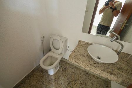 Apartamento para alugar com 200m², 4 quartos e 2 vagaslavabo