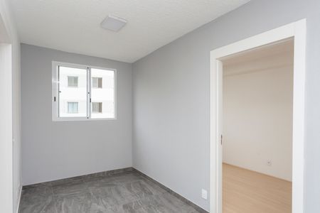 Sala de apartamento para alugar com 2 quartos, 35m² em Jardim Sabara, São Paulo