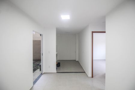 Apartamento para alugar com 65m², 2 quartos e 1 vaga Apartamento para alugar com 65m², 2 quartos e 1 vagaSala